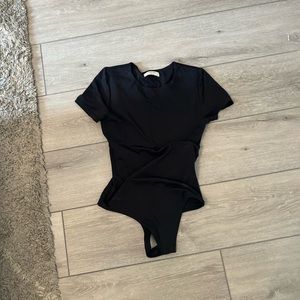 Aritiza bodysuit